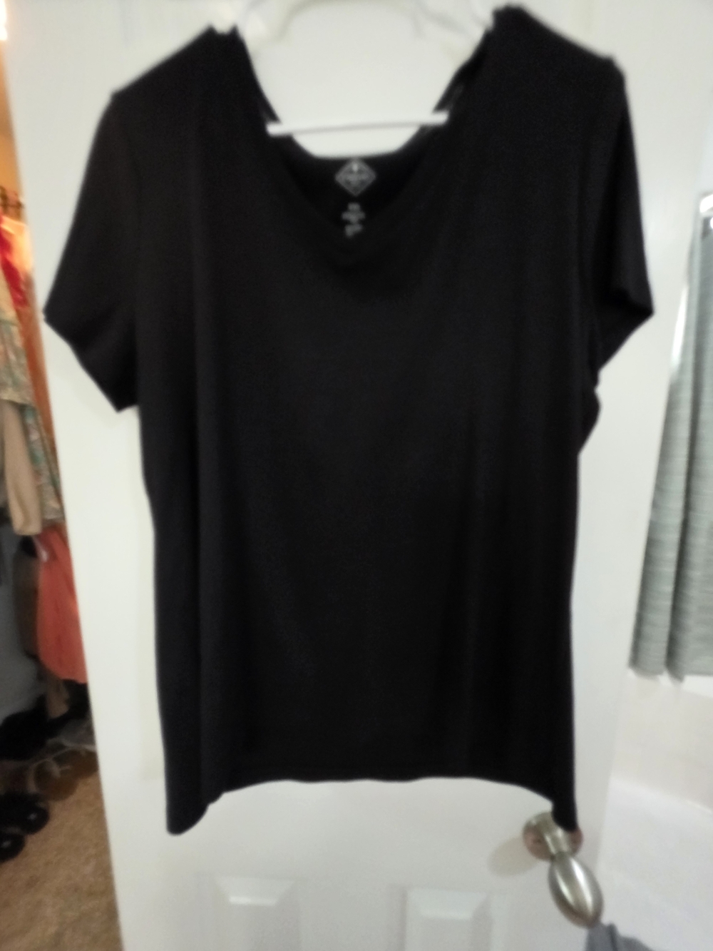 St. John's Bay Black Short Sleeve V-Neck Top